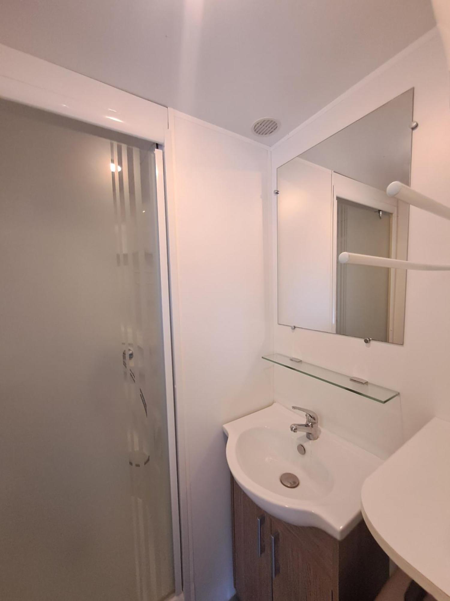 Mobile Home مونستر المظهر الخارجي الصورة