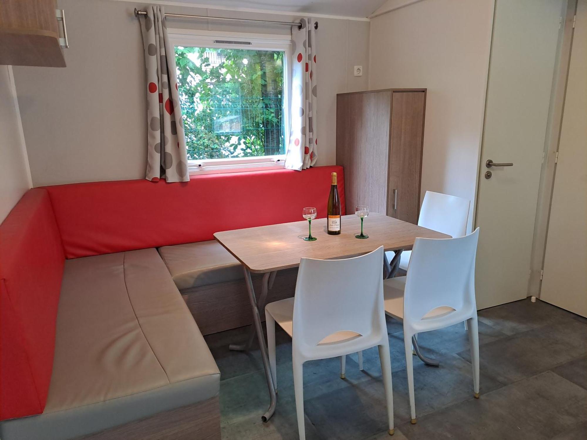 Mobile Home مونستر المظهر الخارجي الصورة